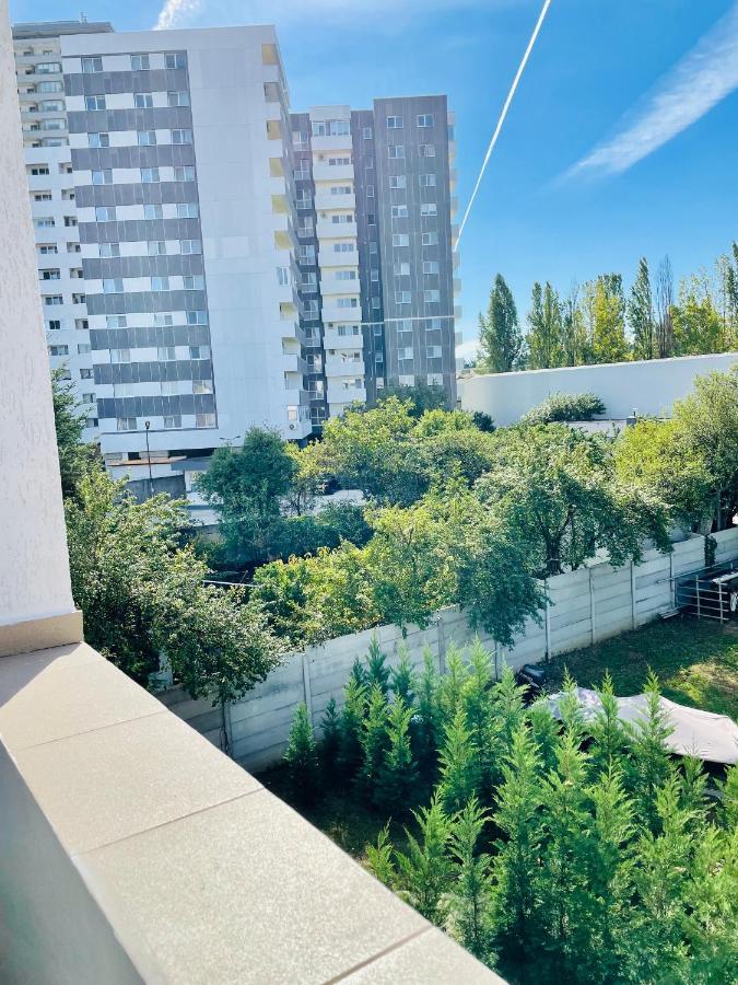 Dream Sury Apartment - Metrou Leonida, Spital Obregia Bucareste Exterior foto