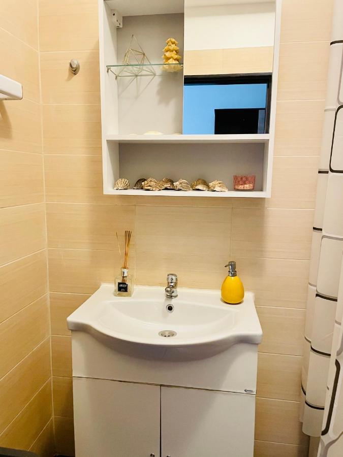 Dream Sury Apartment - Metrou Leonida, Spital Obregia Bucareste Exterior foto